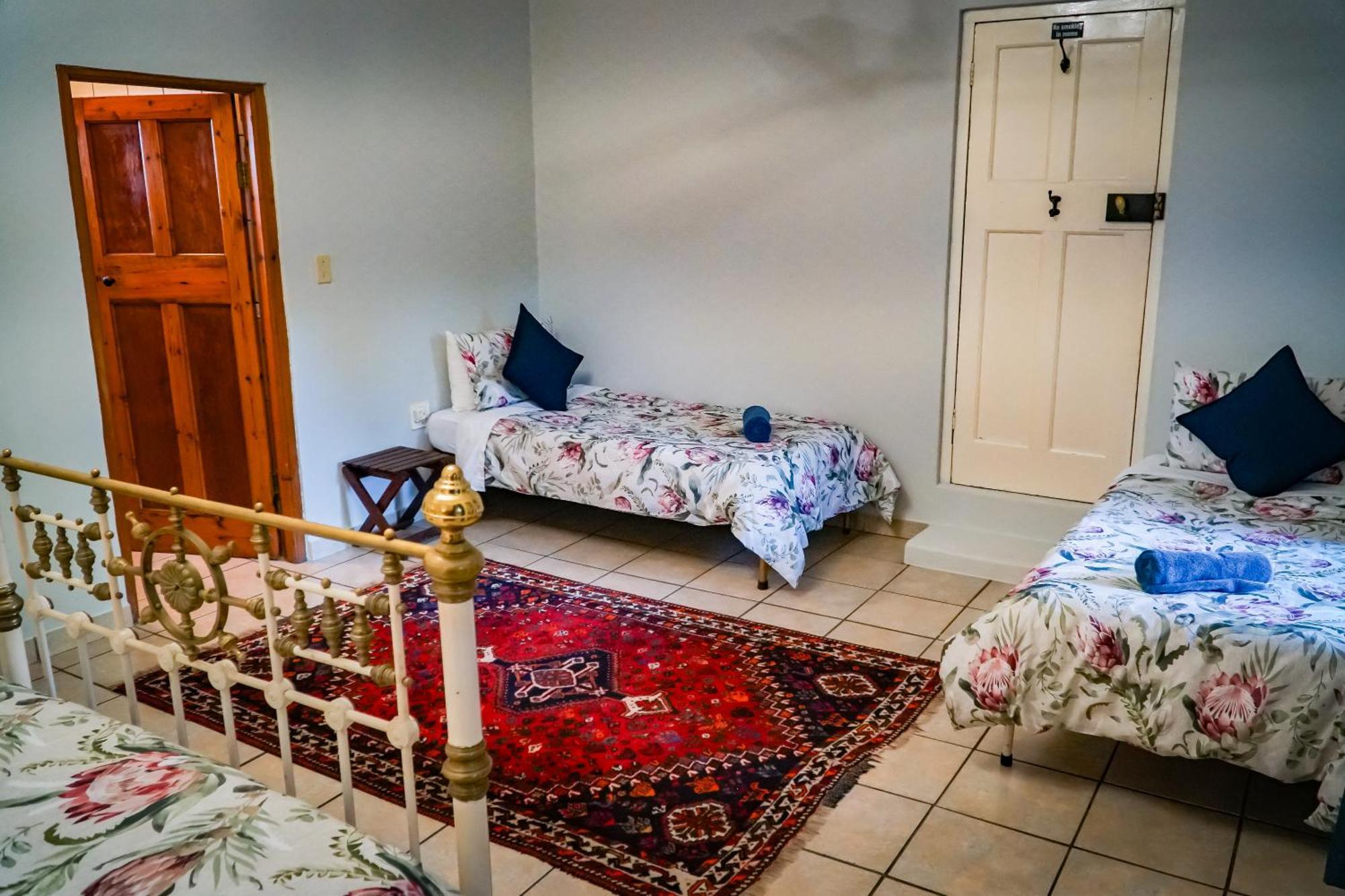 Outentique Accommodation 奥茨胡恩 客房 照片